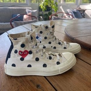COMME DES GARÇONS PLAY Off-White Converse Edition Polka Dot High Sneakers